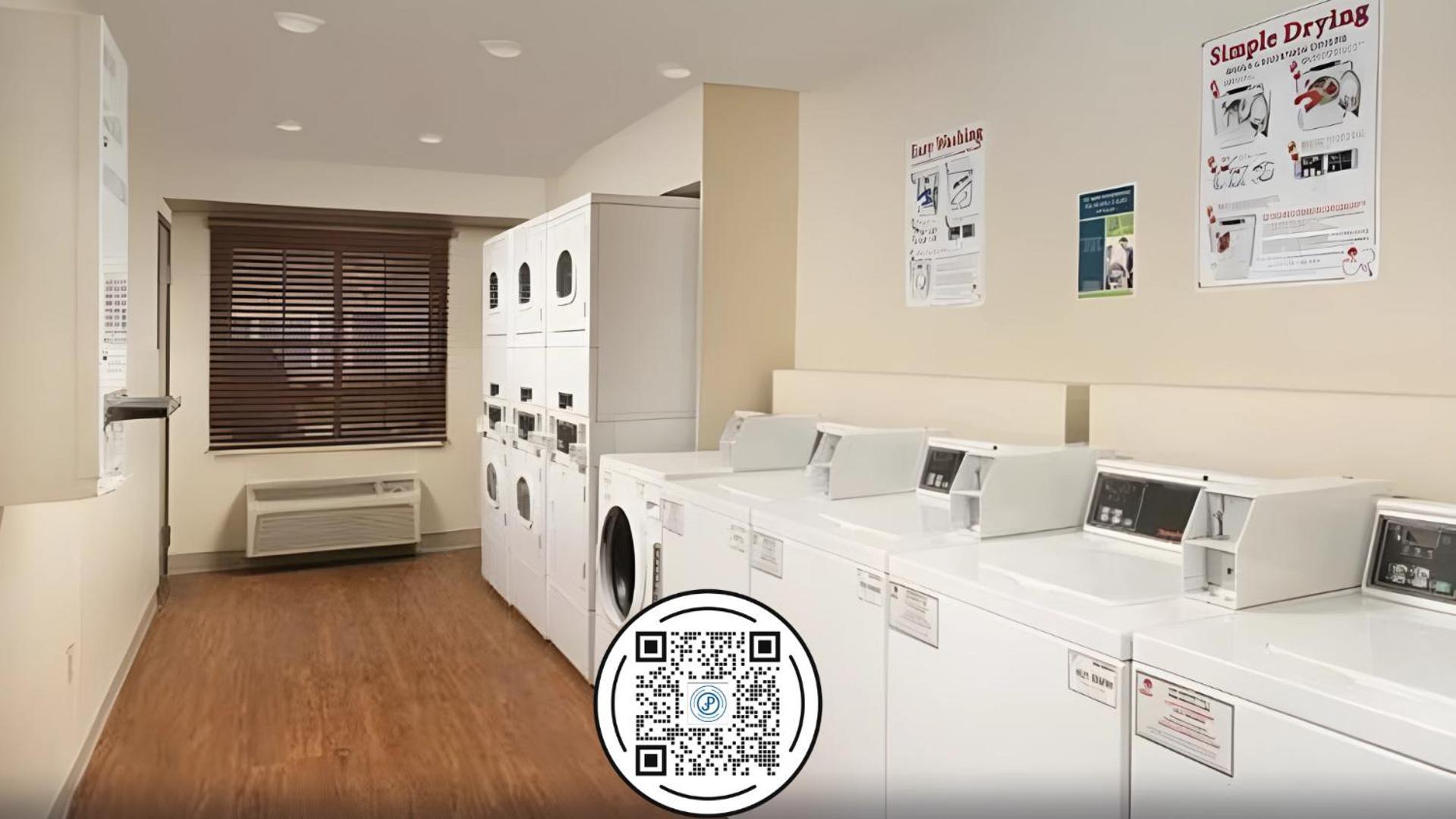 Woodspring Houston Baytown